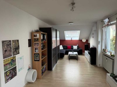 Gepflegte 2-Zimmer mit Balkon in Feucht