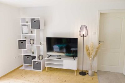 Exklusive, gepflegte 2-Raum-DG-Wohnung mit EBK in Baden-Baden