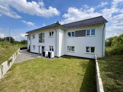 Moderne 3-Zimmer-Wohnung mit Balkon in Blankenheim