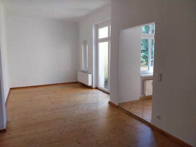 Schöne 2 Zimmer Wohnung.