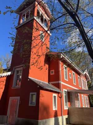 Herrschaftliche Wohnung mit 4 Zi., 2 Bädern, EBK, Kamin, Stellplatz, Balkon bzw. Privatgarten