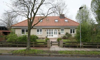 Versteigerung Einfamilienhaus 2014 kernsaniert, gehobener Ausstattung