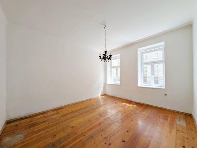 ++NEU++ 1-Zimmer-Altbau mit Potenzial – perfekte Chance für Kreative