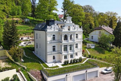 Rarität am Stadtrand Wiens: revitalisiertes, barrierefreies Altbaujuwel mit 500 m² Eigengarten