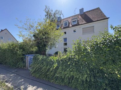 Charmante Wohnung im Erdgeschoss mit großem Balkon