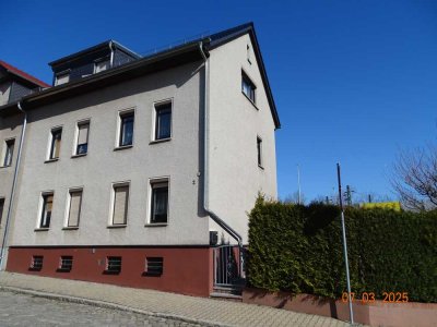 Schönes Wohnhaus in ruhiger Lage für die Familie oder 2 Generationen