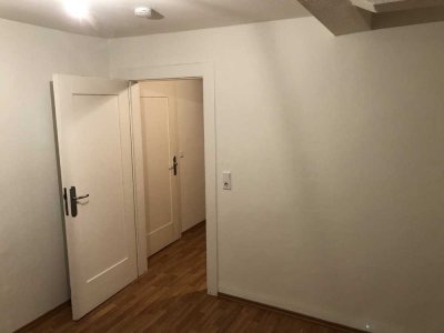 Schöne Maisonette Wohnung 5Zimmer Küche und Bad