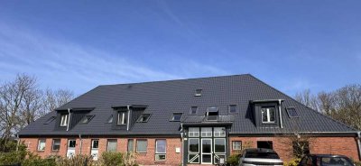 Neu sanierte, großzügige 2 Zimmer Wohnung mit zwei Terrassen