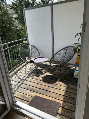 Helle und moderne 2 Zi-ETW mit Balkon in ruhiger Stadtlage