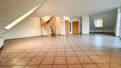 helle Wohnung in Petershausen (5 min. zu Fuß zum Bahnhof )