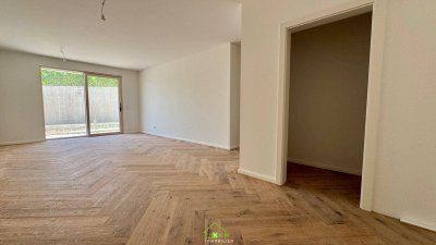Aussichtslage Top 4: traumhafte 3 Zimmer Eigentumswohnung mit Terrasse und Garten