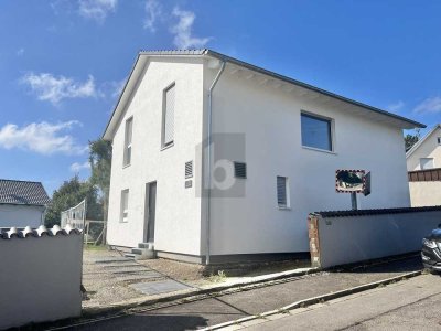 SCHÖN, MODERN UND RUHIG GELEGEN