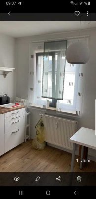 Gemütliche gutgeschnittene 3 Zimmer Dachgeschosswohnung