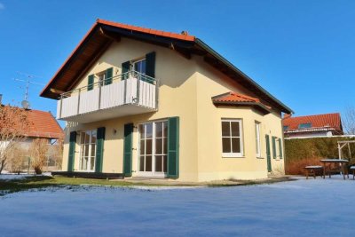 Wunderschönes freistehendes Einfamilienhaus im Süden Münchens