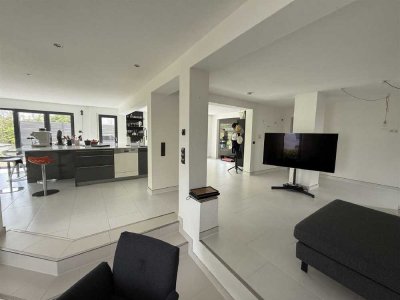 Extravagante Wohnung mit viel Platz und tollem Garten in Welzheim