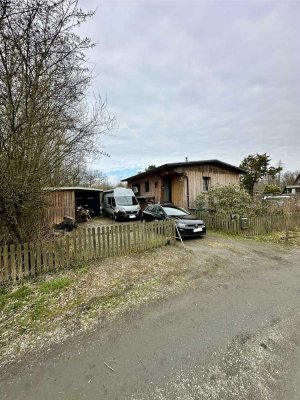 Schöner, kleiner Bungalow zwischen See und Kanal unweit der Nordsee