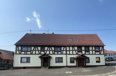 Zwei Häuser unter einem Dach! Top gepflegtes und modernisiertes Anwesen in Lautertal-Meiches!