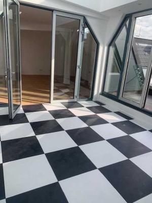 Penthouse-Feeling Mitte – 2 Terrassen, Wintergarten, Aufzug / Wohnen+Büro möglich! COURTAGEFREI!