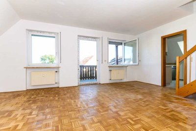 Schöne 2 ZKB Maisonette mit Balkon**! Energetisch saniertes Haus!