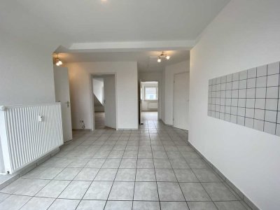 Ansprechende und gepflegte 3-Raum-Dachgeschosswohnung in Oberbergischer Kreis