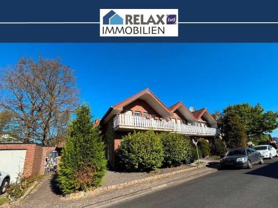 Doppelhaushälfte mit Garage und Einbauküche in ruhiger Wohngegend