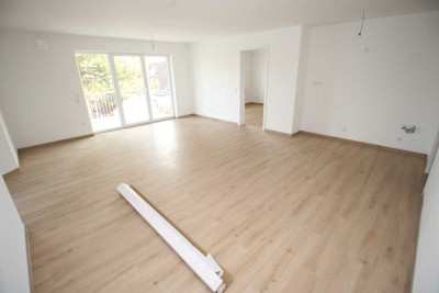 Lichtdurchflutet mit klaren Linien - Wohnung 2