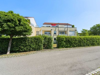 Traumhafte 2-Zi.-DTW in ruhiger Lage von Gauting - mit ca. 40 m² Dachterrasse und sep. Hobbyraum