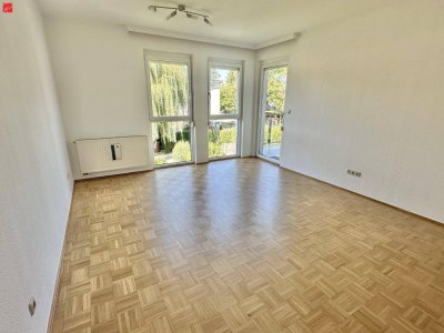 Toplage genießen: Lichtdurchflutete Wohnung mit Balkon &amp; Carport