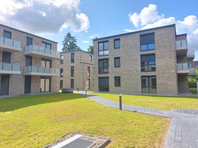 Neubau: Exklusive 3-Zi.-Whg. (ca. 79,88 m²) mit Balkon + TG-Stellplatz in zentraler Wohnlage