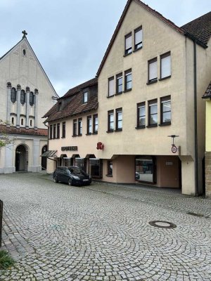 Schöne Dachgeschoss-Wohnung im Herzen von Rechberghausen