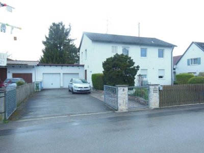 Freistehendes Zweifamilienhaus in bester Lage