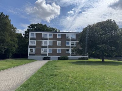 In Krefeld-Bockum: renovierte 3 Zimmer Wohnung mit Balkon!