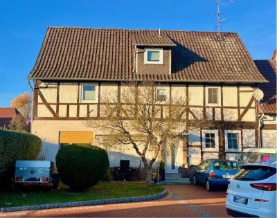 Großes Wohnhaus mit Garten in Meinhard- Jestädt