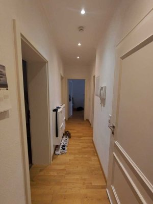 Schöne 2-Zimmer Wohnung mit Balkon im 2. OG in Fürth-Südstadt