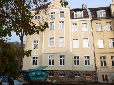 Kinderfreundliches Wohnen im DG in ruhiger Lage mit Balkon und Grünbereich!