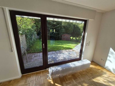 Ruhige 2,5 Zimmer Wohnung mit Privatgarten (Westausrichtung)