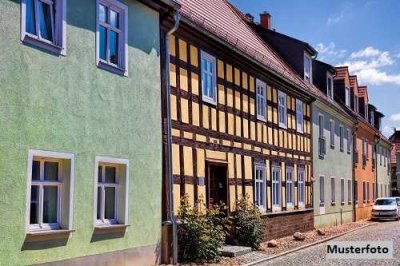 Einfamilien-Reihenendhaus, Garage, Carport - provisionsfrei