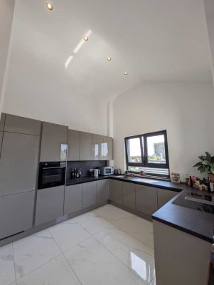 Neubau (2023): Traumwohnung mit 2 Bädern, Balkon, Fußbodenheizung