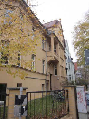 1 Raum Wohnung in bester Lage - am Landesmuseum!