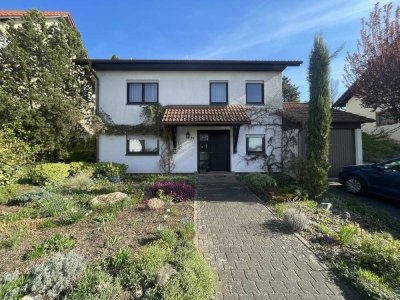 Am grünen Ortsrand - Kompaktes Einfamilienhaus mit Wohlfühlgarten