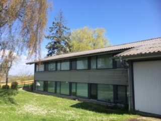 Architektenhaus  Wohnung  direkt im Grünen