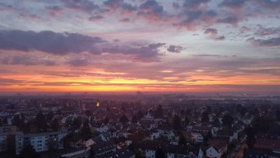 TOP sanierte, helle 4 Zimmer – Wohnung inkl. TG-Stellplatz mit Blick über Gonsenheim