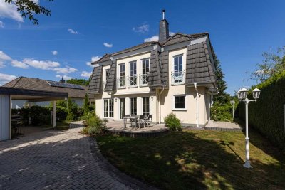 Geschmackvolles freistehendes Familienhaus in ruhiger Anliegerstraße