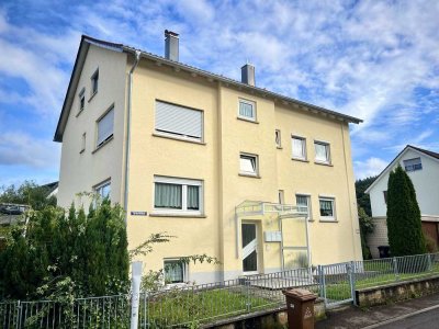 Großzügige 4-Zimmer-Dachgeschosswohnung in Itzelberg!