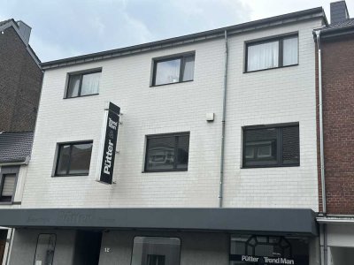 Moderne 3,5-Zi.-Wohnung mit 260 m² Ladenlokal sowie ca. 150 m² Lager- und Büroräume in Viersen!