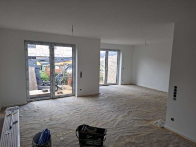 Erstbezug moderne Doppelhaushälfte mit Garage