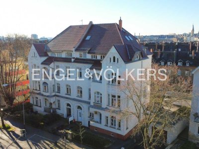 Wunderschöne Beletage - Altbauwohnung in zentraler Stadtlage