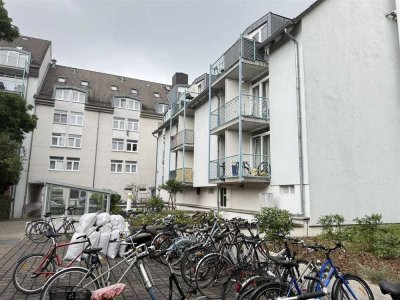 Ein-Zimmer-Apartment in gepflegtem Wohnhaus mit TG-Stellplatz, ideal für Studierende