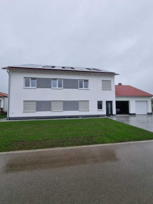 Neuwertige 4-Zimmer Wohnung mit Balkon in Nördlingen