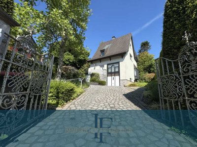 FRIEDERICH: Südviertel - Freistehendes Einfamilienhaus in unmittelbarer Nähe zum Aachener Wald